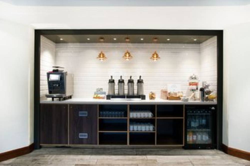 HOLIDAY INN BEXLEY 6