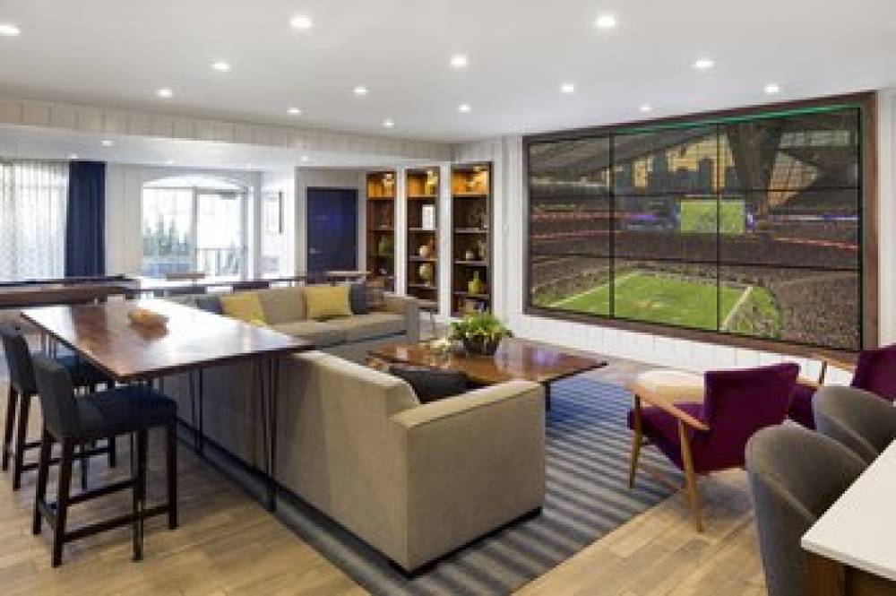 HOLIDAY INN BLOOMINGTON W MSP BY IH 5