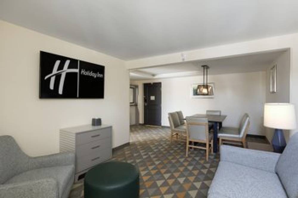 HOLIDAY INN BLOOMINGTON W MSP BY IH 4