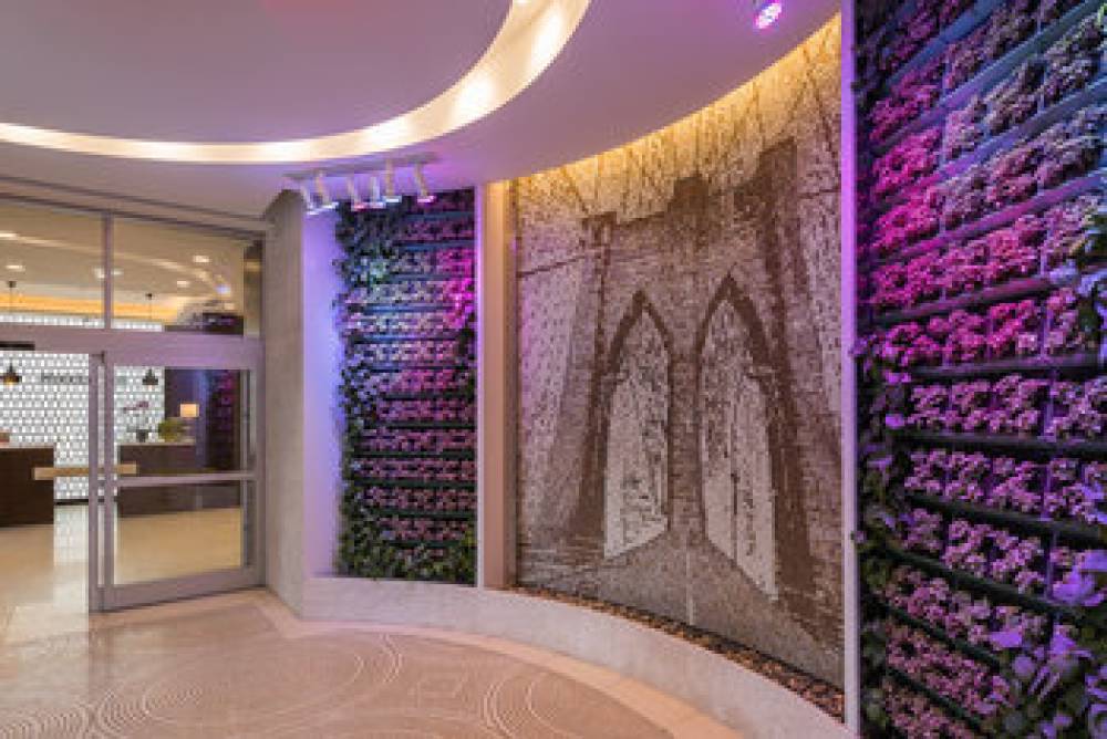 HOLIDAY INN BROOKLYN DOWNTOWN 7