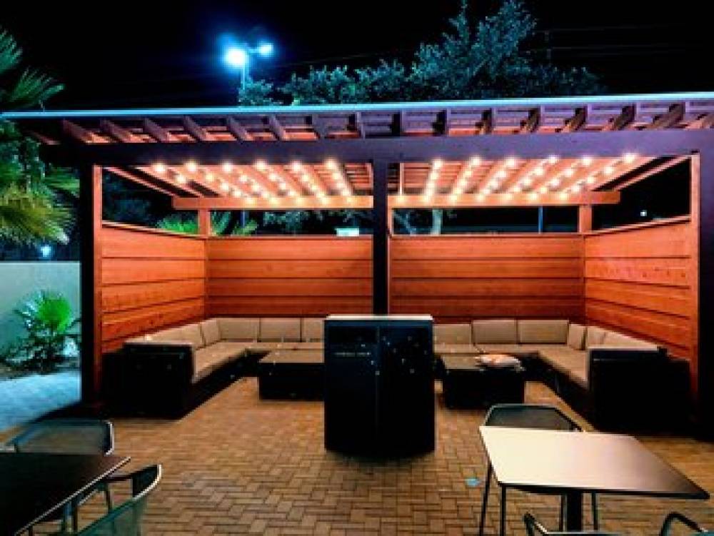 Holiday Inn BROWNSVILLE 4