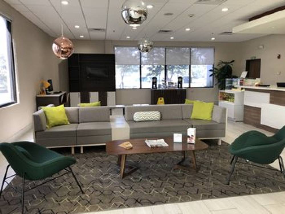 Holiday Inn BROWNSVILLE 2