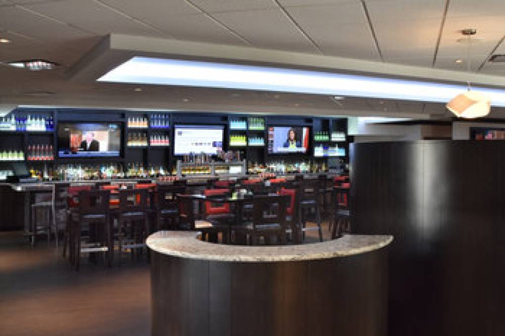 Holiday Inn CANTON (BELDEN VILLAGE) 8