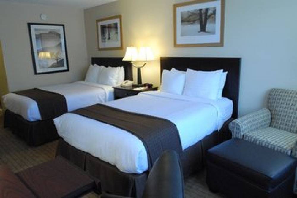 Holiday Inn CANTON (BELDEN VILLAGE) 3