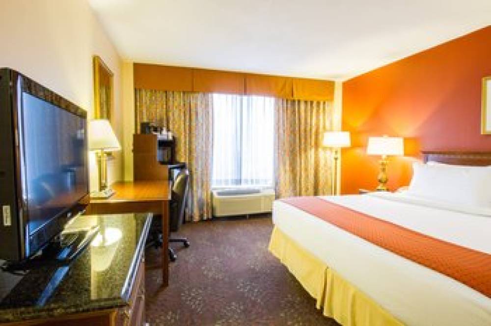 HOLIDAY INN O HARE AREA 7