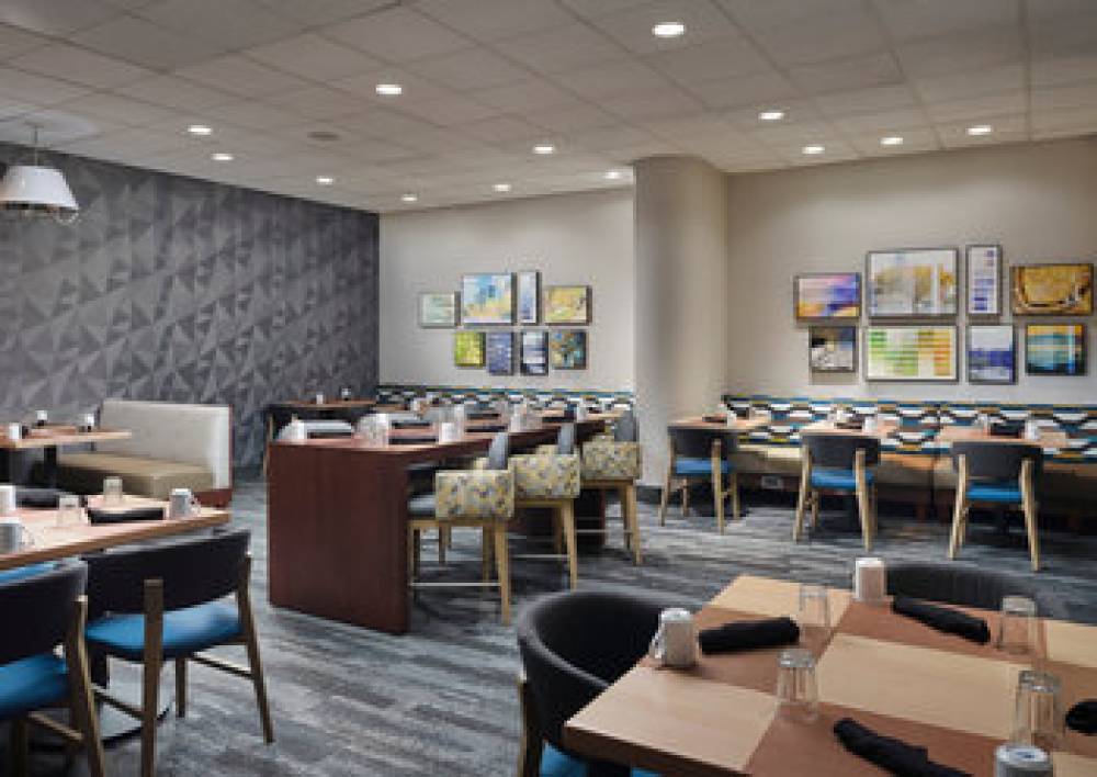 HOLIDAY INN DEDHAM CONF CENTER BY I 4