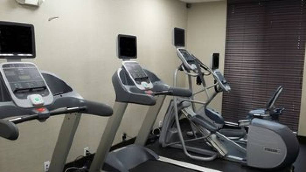 HOLIDAY INN EAST 9