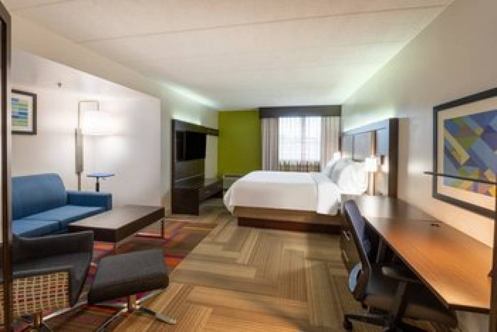 HOLIDAY INN EXP BENSALEM BY IHG 3