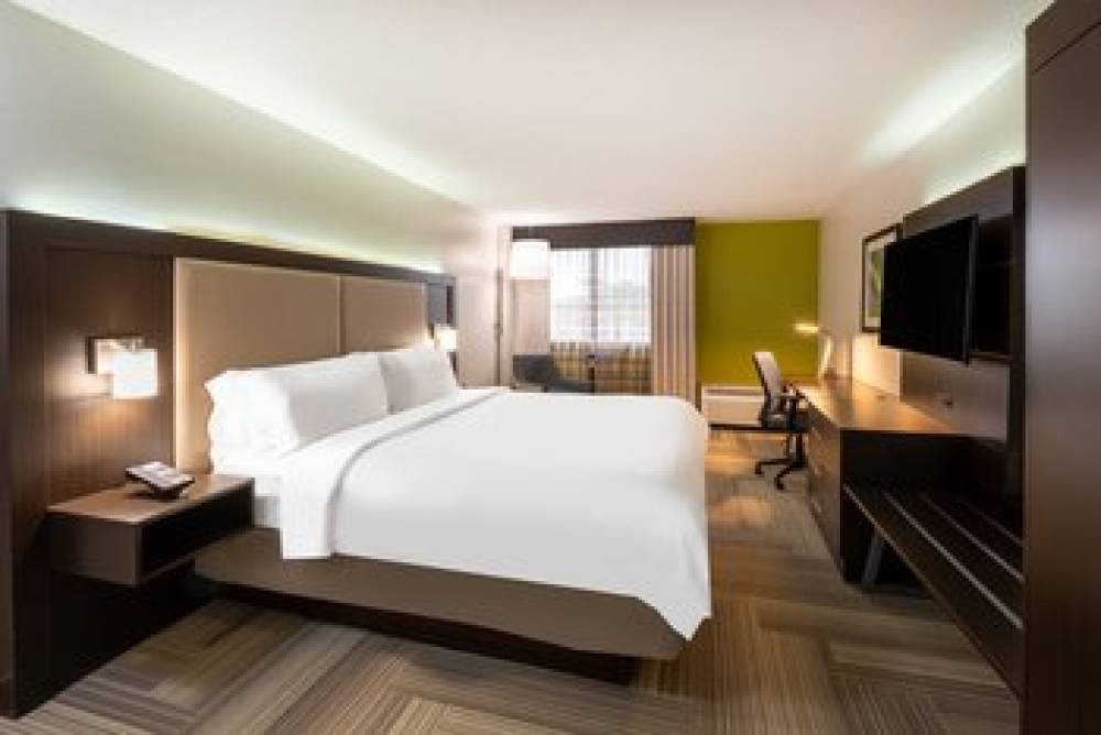 HOLIDAY INN EXP BENSALEM BY IHG 4