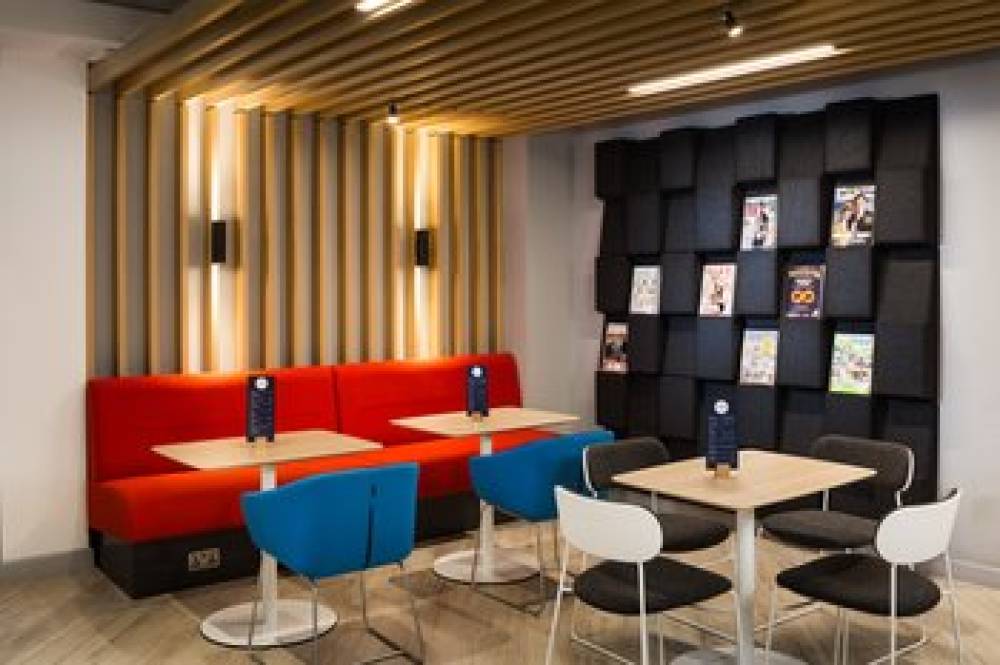 HOLIDAY INN EXP EALING 2
