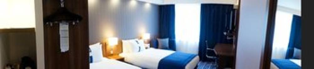 HOLIDAY INN EXP EARLS COURT 3