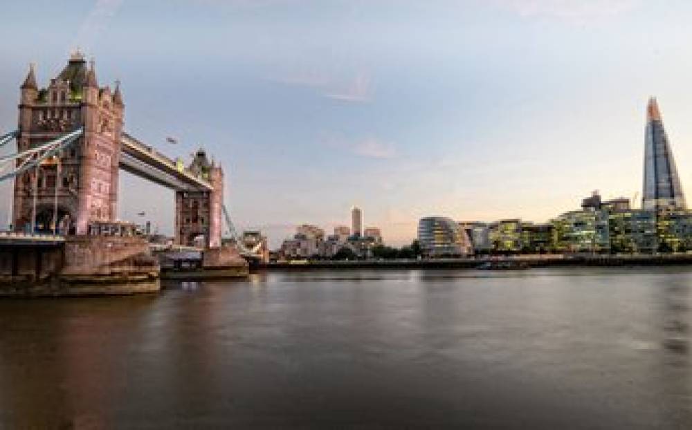 HOLIDAY INN EXP HAMMERSMITH 6