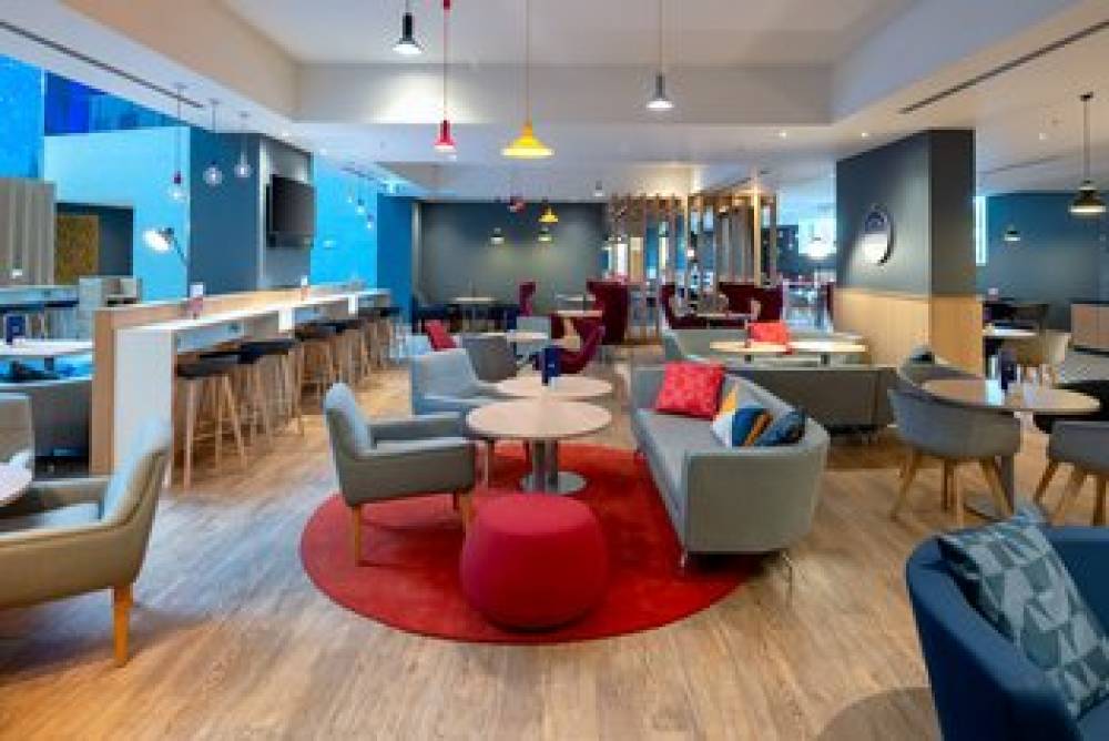 HOLIDAY INN EXP HEATHROW T4 9