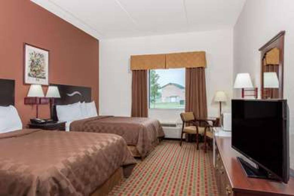 HOLIDAY INN EXP JONESTOWN 8