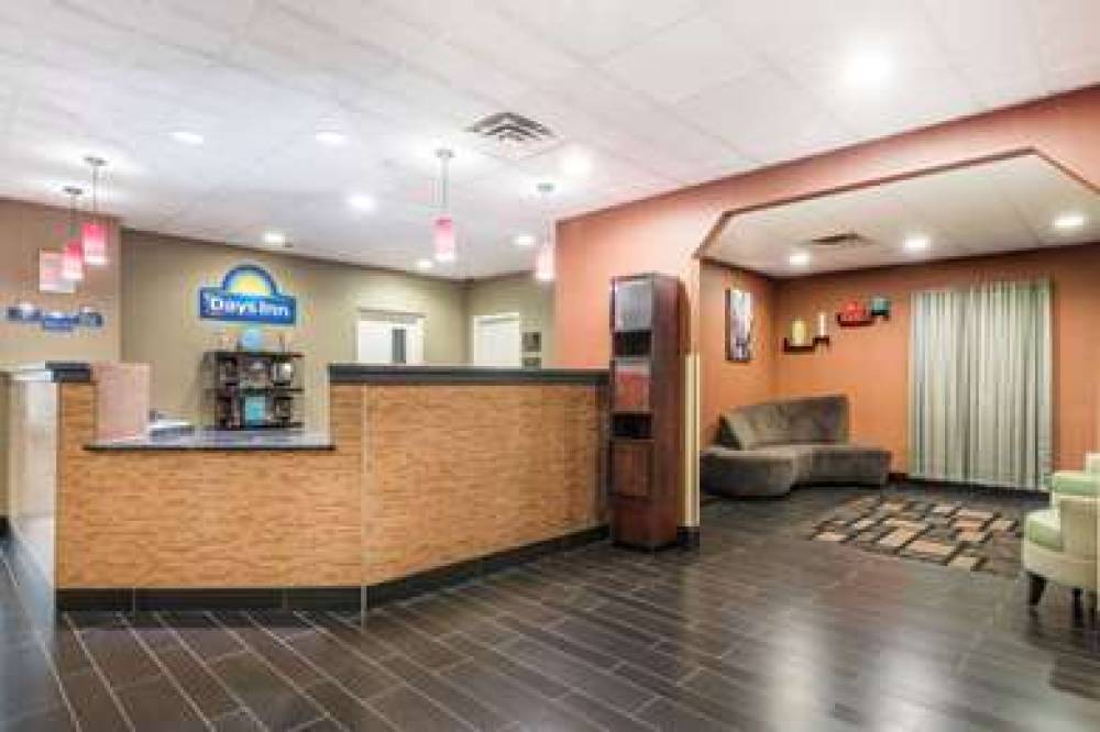 HOLIDAY INN EXP JONESTOWN 2