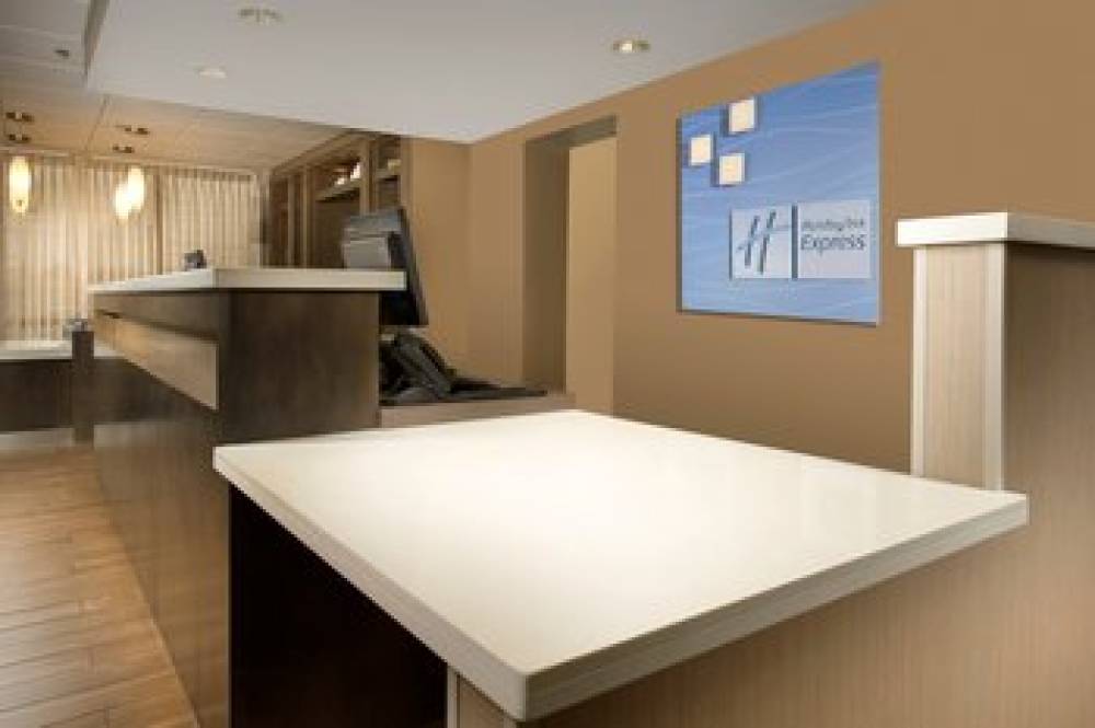 HOLIDAY INN EXP NORTH WOBURN BY IHG 1