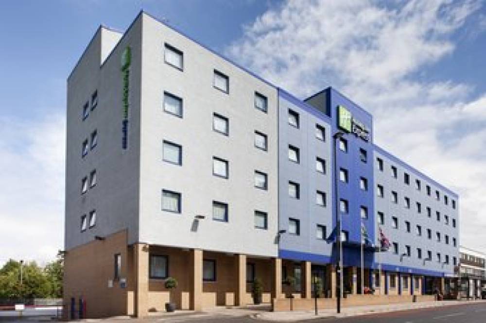 HOLIDAY INN EXP PARK ROYAL 1