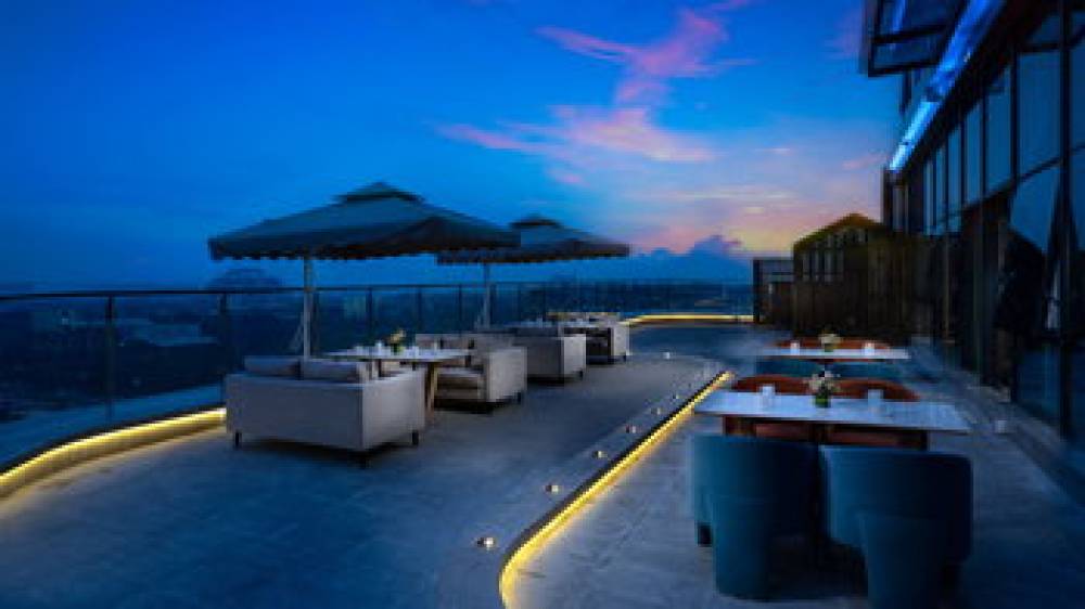 HOLIDAY INN EXP PIDU 3