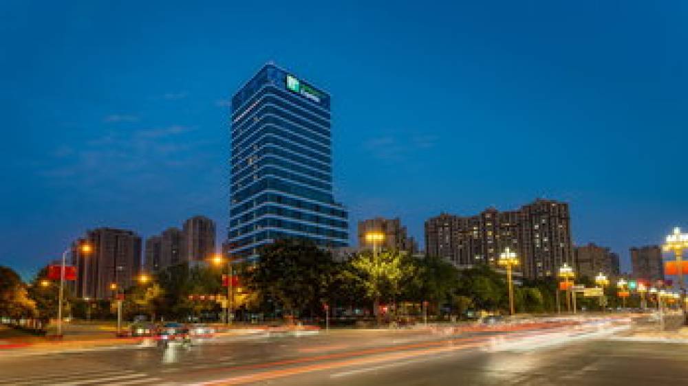 HOLIDAY INN EXP PIDU 2