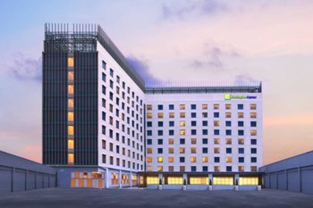 HOLIDAY INN EXP PLUIT CITYGATE 2