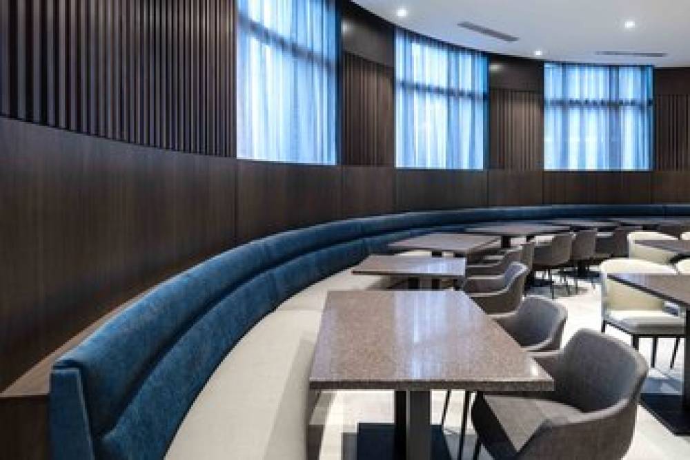 HOLIDAY INN EXP QUINCY BY IHG 5