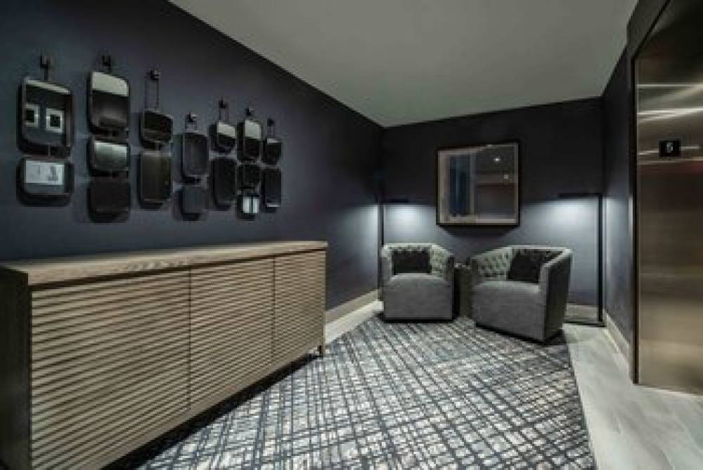 HOLIDAY INN EXP QUINCY BY IHG 1