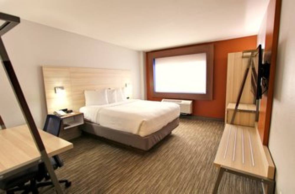 HOLIDAY INN EXP SEDONA OAK CREEK 6