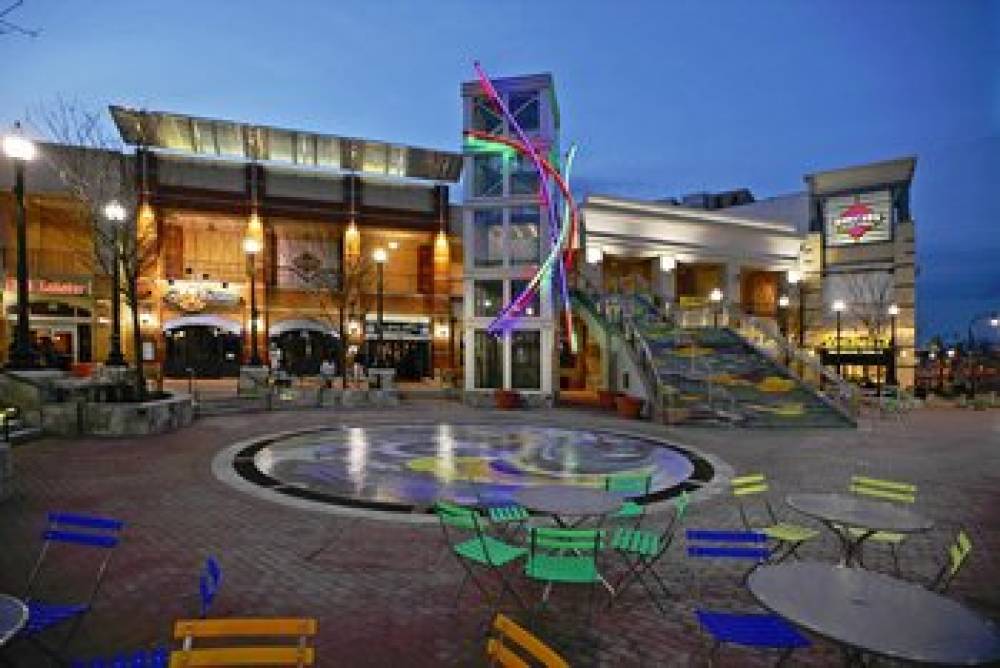 HOLIDAY INN EXP SILVER SPRING 3