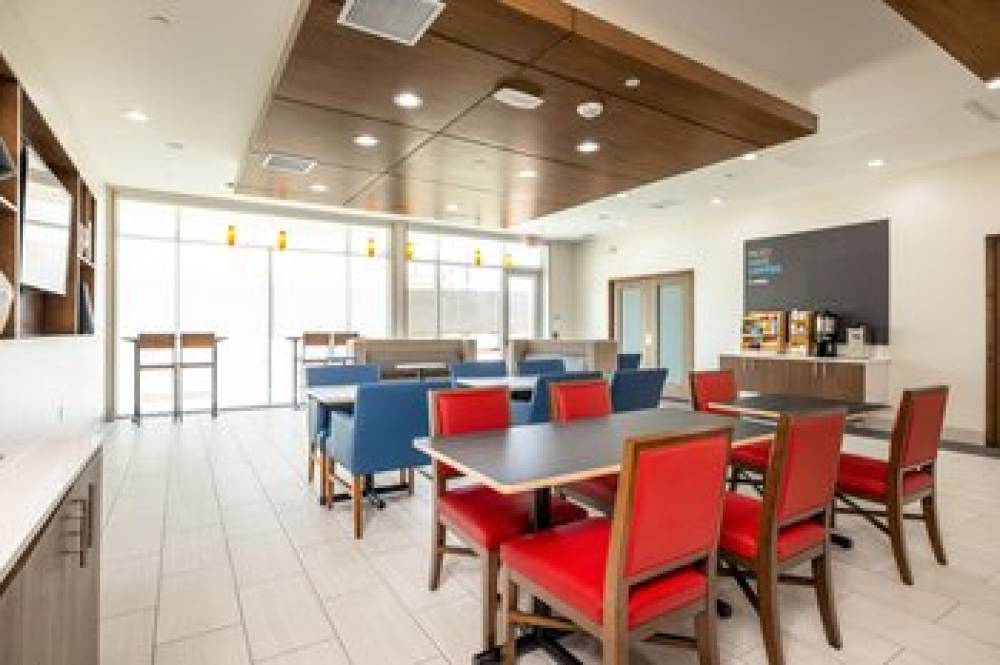 HOLIDAY INN EXP SITES SILICON VALLE 10