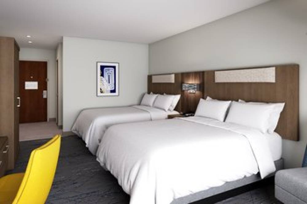 HOLIDAY INN EXP SOUTH HAVEN 8