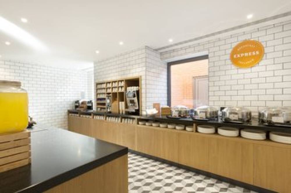 HOLIDAY INN EXP ST ALBANS M25 10