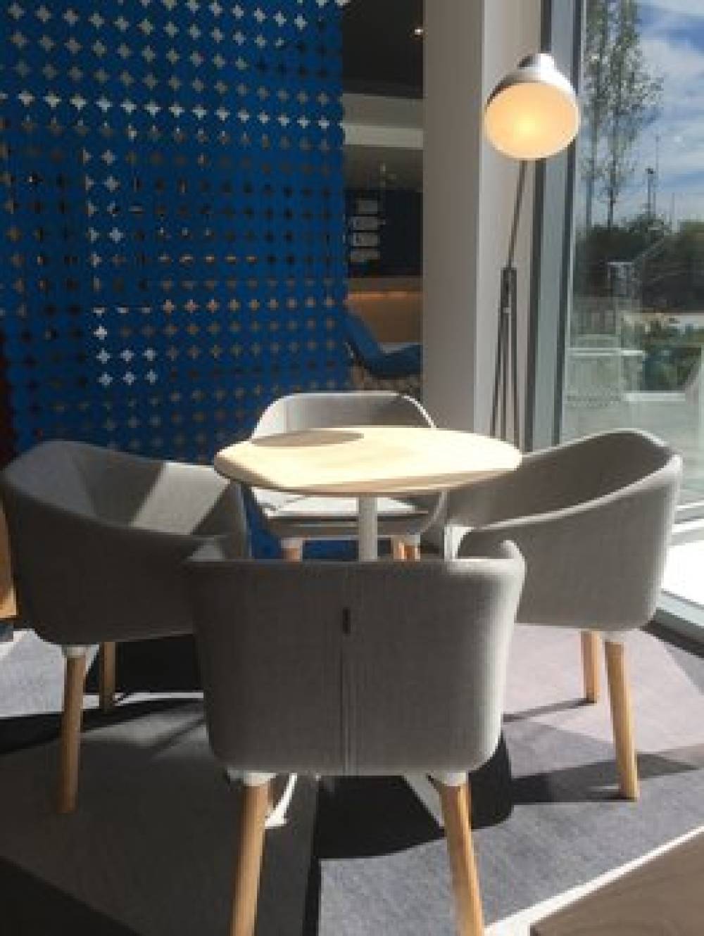 HOLIDAY INN EXP ST ALBANS M25 7