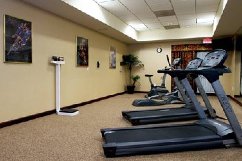 HOLIDAY INN EXP STES ARPT SOUT 8