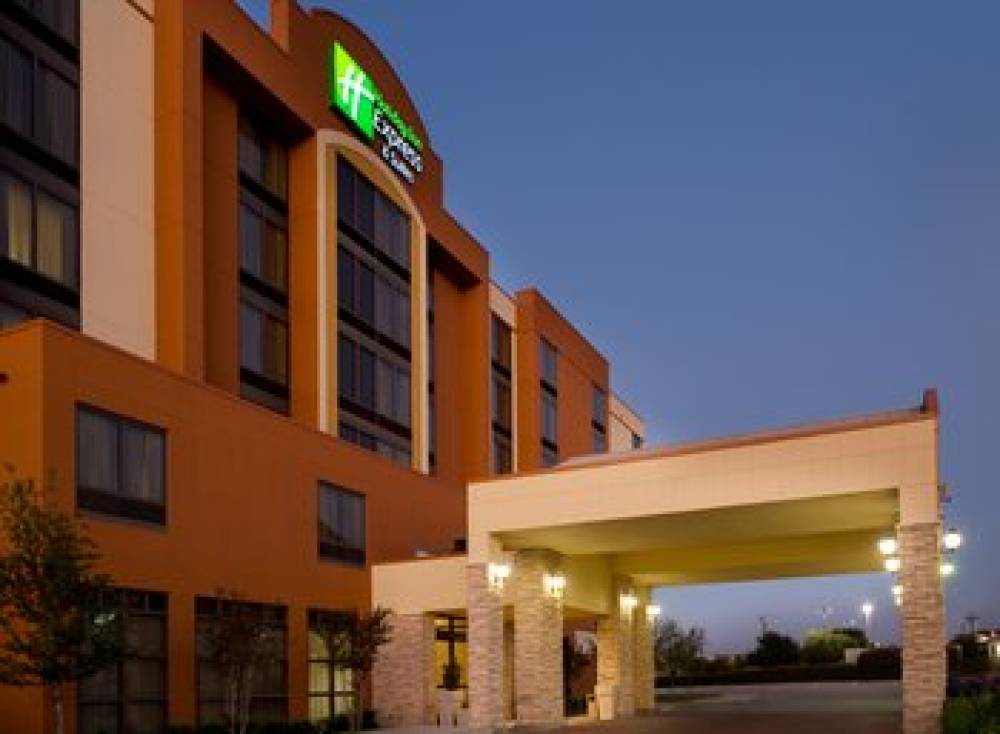 HOLIDAY INN EXP STES ARPT SOUT 2