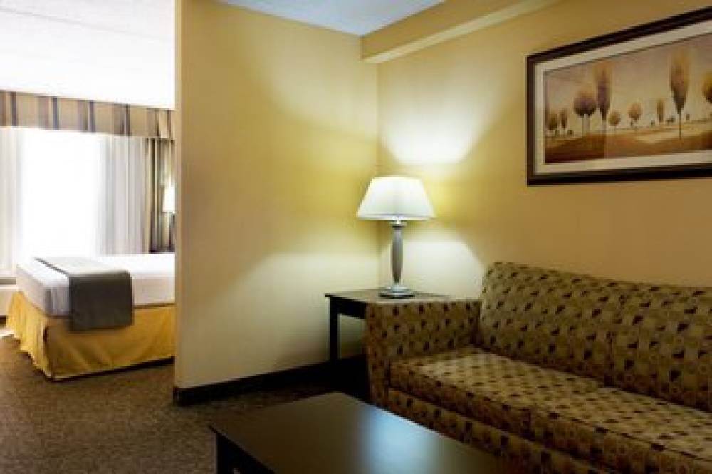 HOLIDAY INN EXP STES ARPT SOUT 10