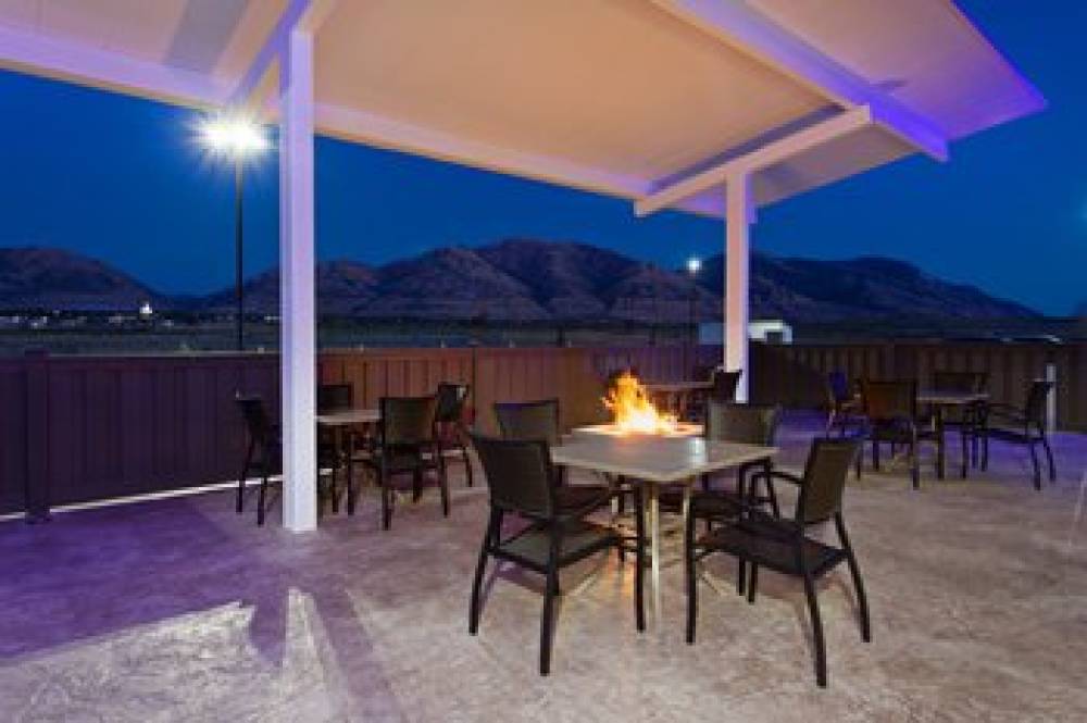 HOLIDAY INN EXP STES BRIGHAM CITY N 3