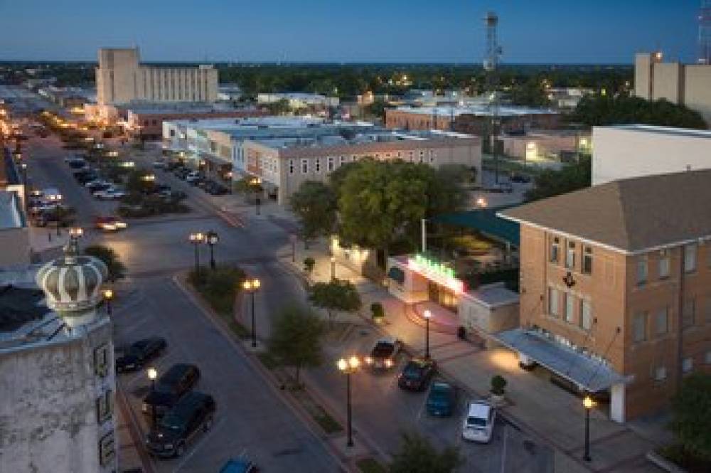 HOLIDAY INN EXP STES BRYAN 6