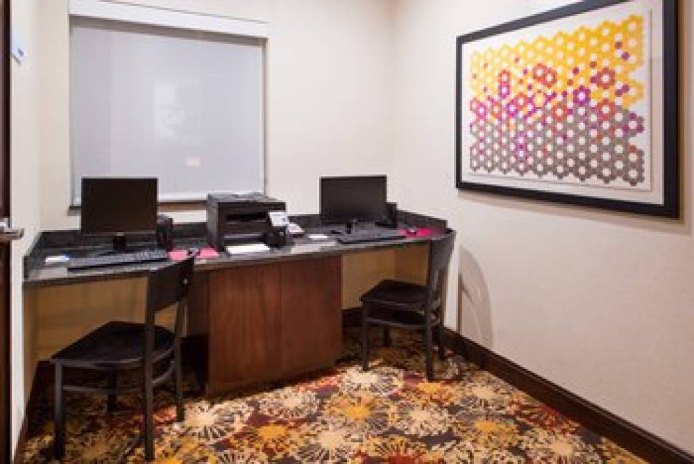 HOLIDAY INN EXP STES BY IHG 8