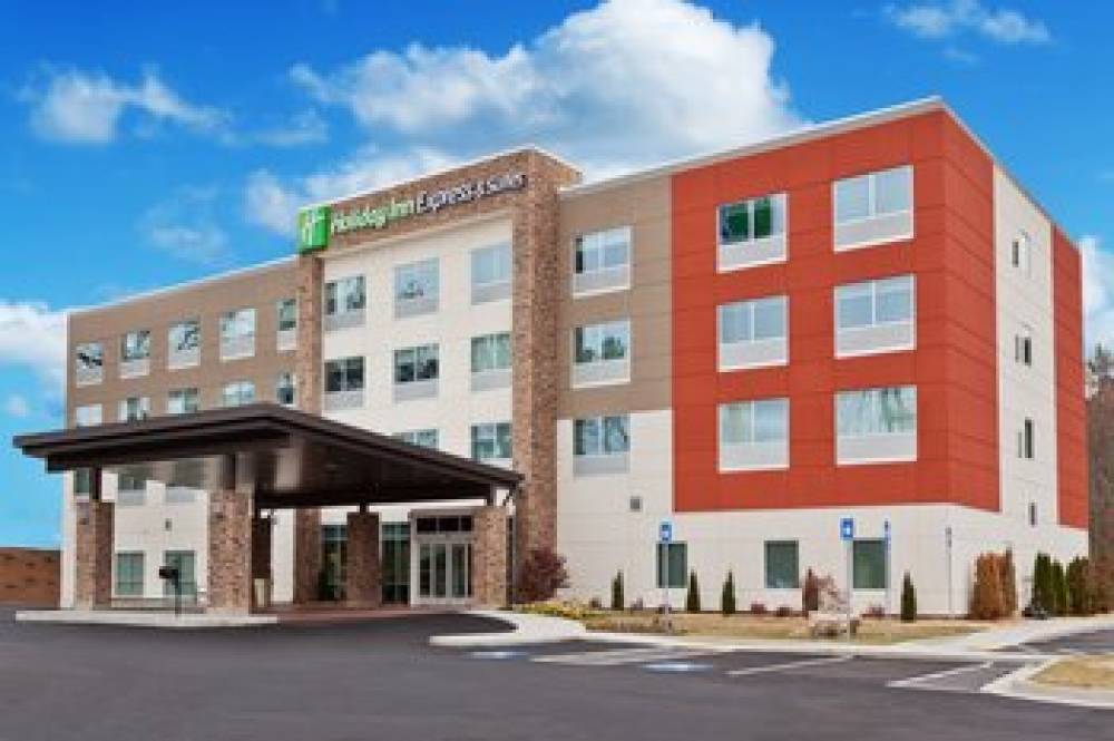 Holiday Inn Exp Stes Cartersville