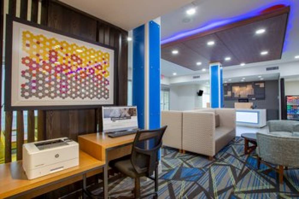 HOLIDAY INN EXP STES DELAND S 6