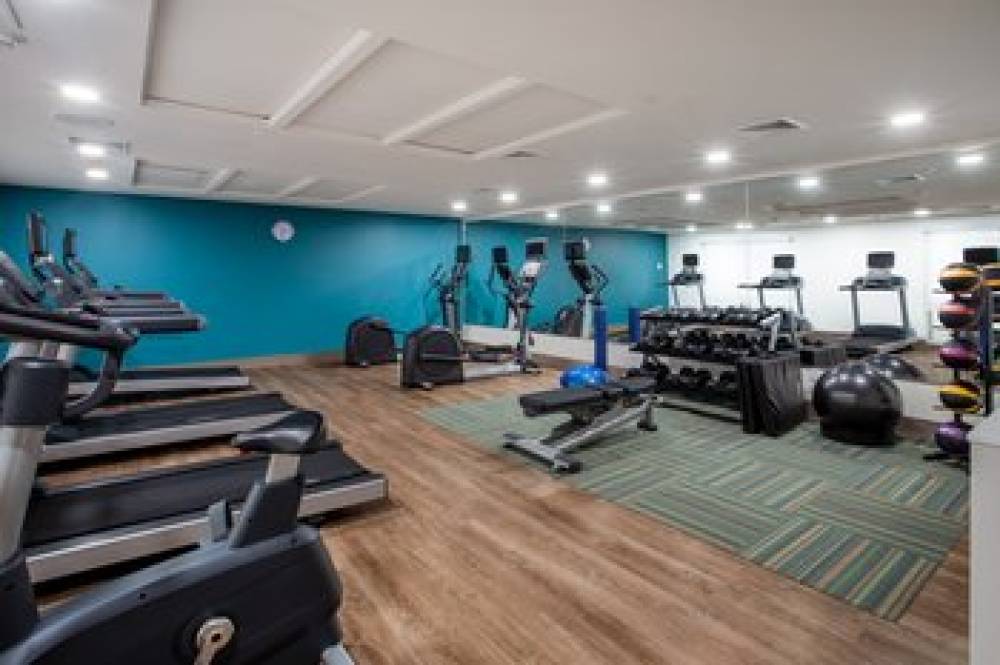 HOLIDAY INN EXP STES DELAND S 2