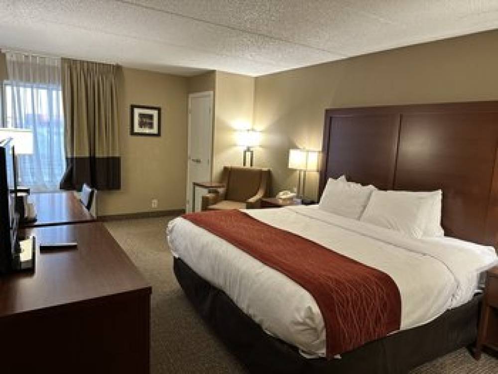 HOLIDAY INN EXP STES EDEN PRAIRIE 1