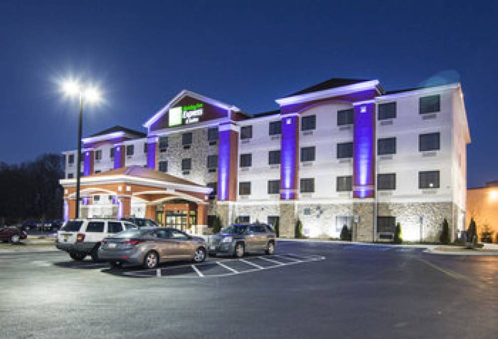 HOLIDAY INN EXP STES ELKTON 3
