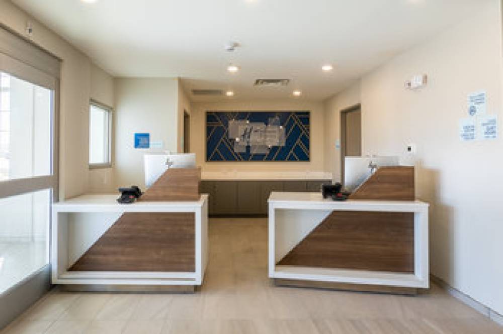 HOLIDAY INN EXP STES ENGLEWOOD BY I 8