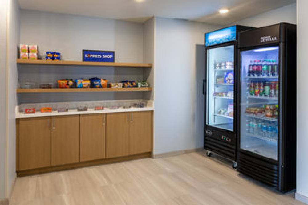 HOLIDAY INN EXP STES ENGLEWOOD BY I 4