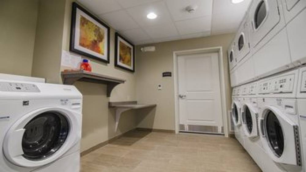 HOLIDAY INN EXP STES EULESS BY IHG 9