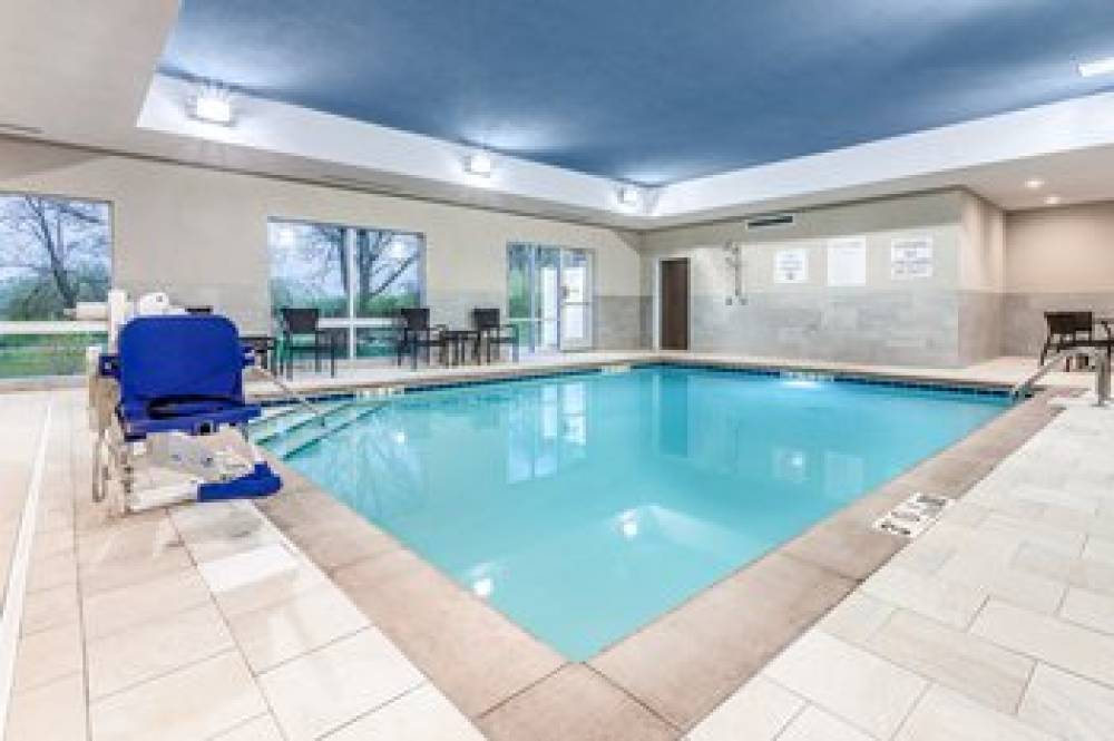 HOLIDAY INN EXP STES HAMMOND 3