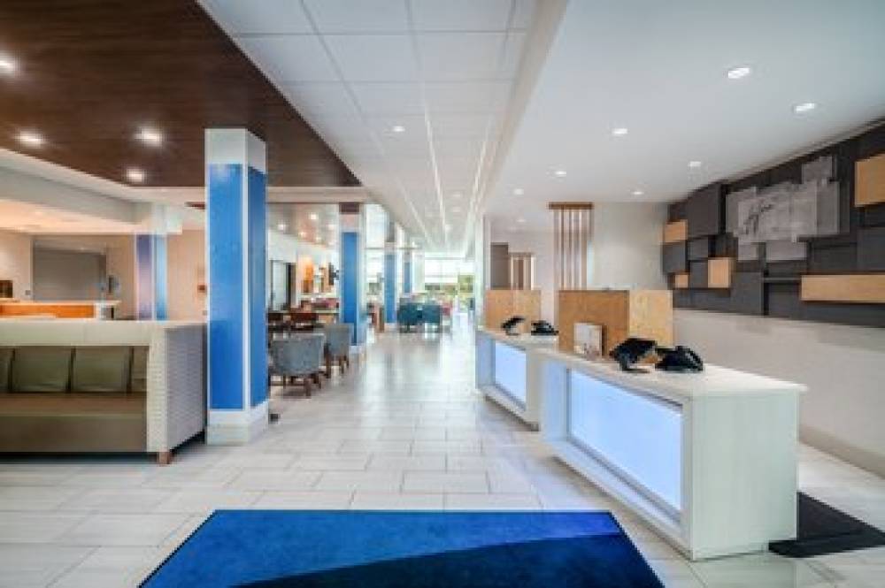 HOLIDAY INN EXP STES HAPEVILLE 6