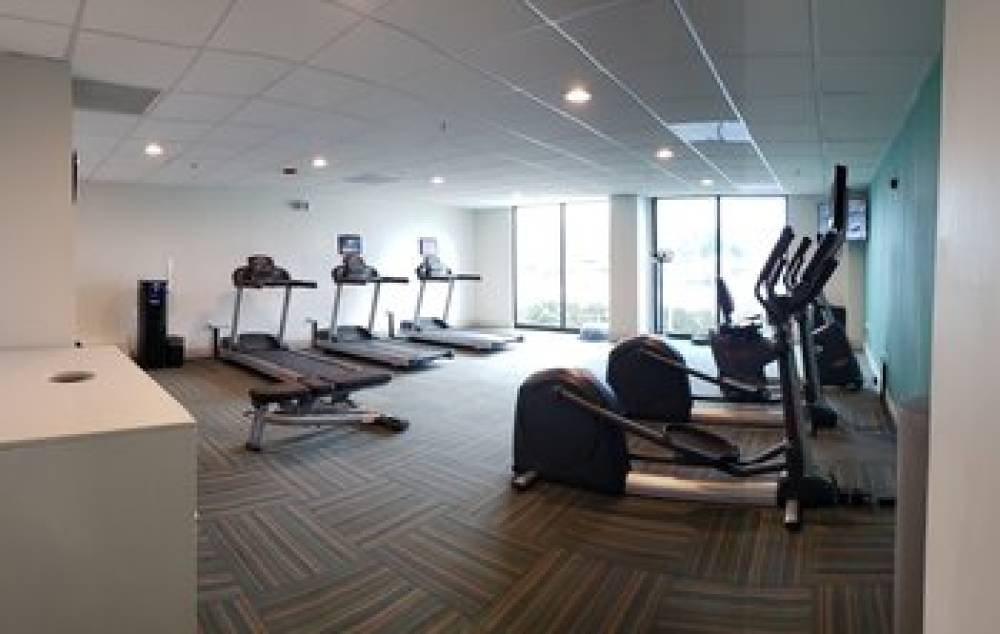 HOLIDAY INN EXP STES HIALEAH BY IHG 6