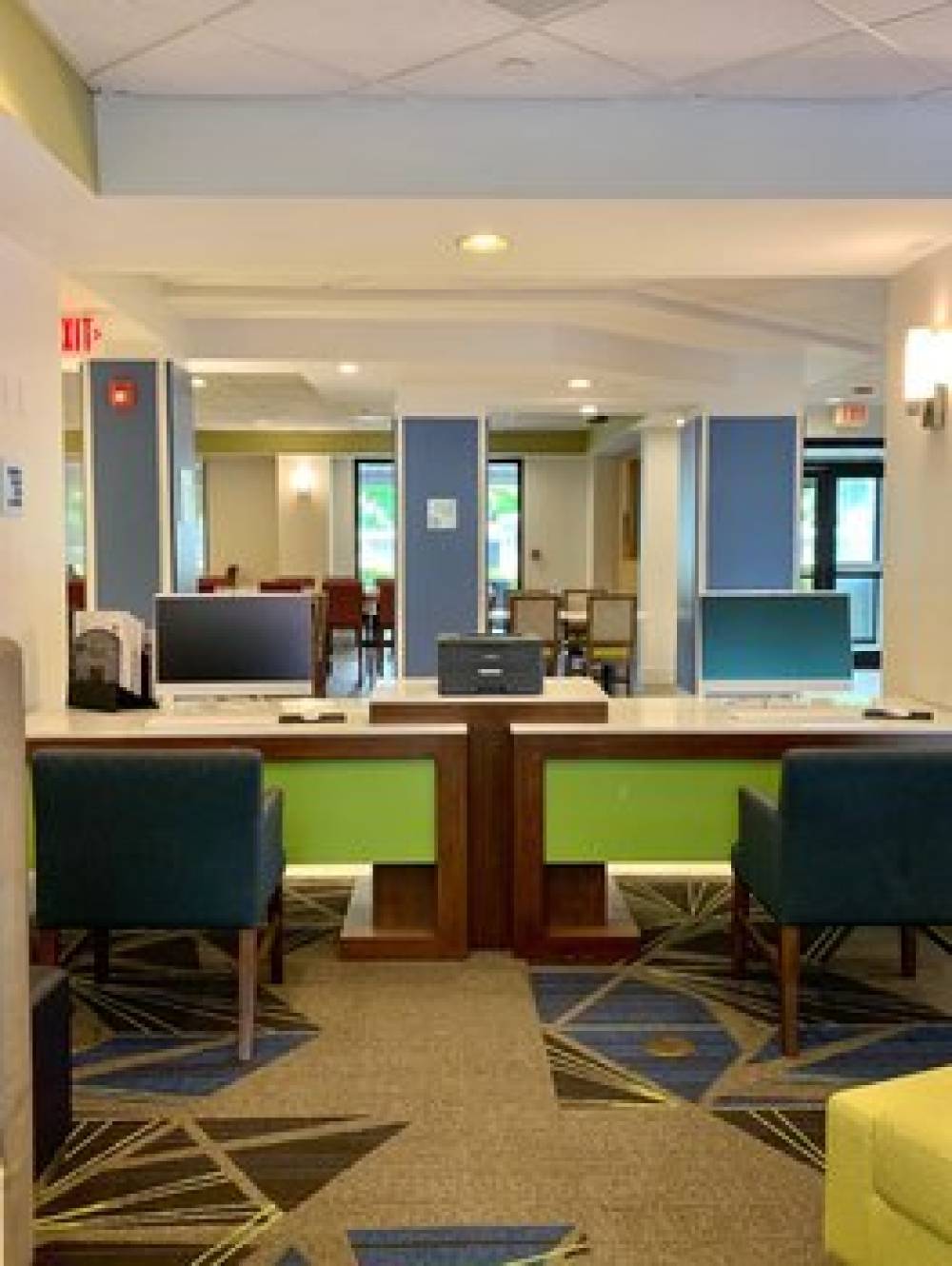 HOLIDAY INN EXP STES HIALEAH BY IHG 8